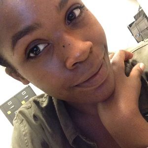 Meet your Posher, Toni