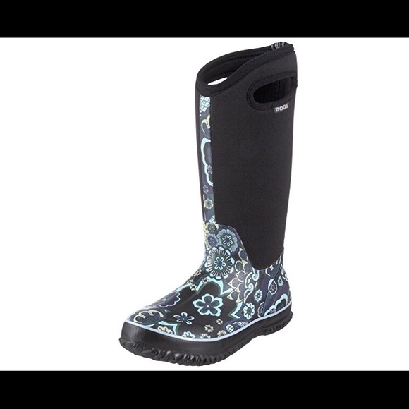 NWOB Bogs Classic High Paisley Blue