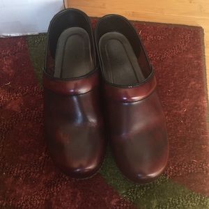Dansko size 38