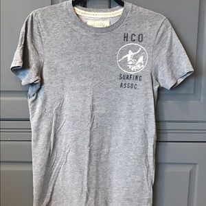 Hollister t-shirt