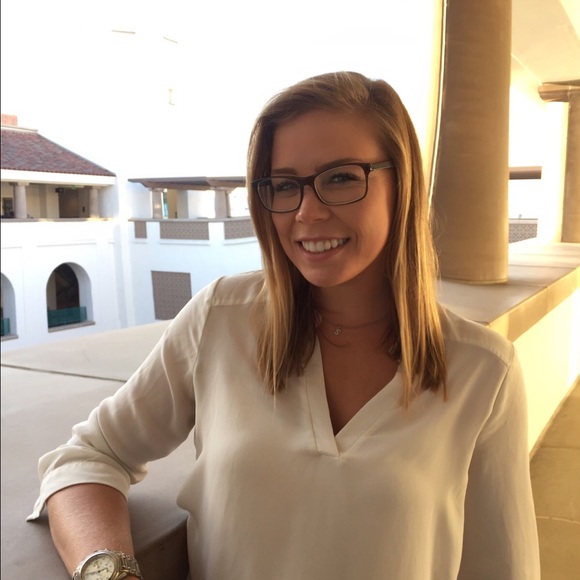 Meet your Posher, Savannah