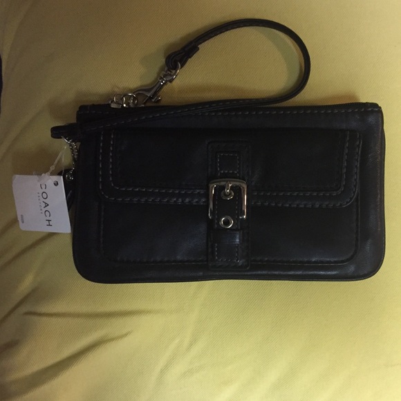Coach Handbags - NWT: Coach Leather Wristlet