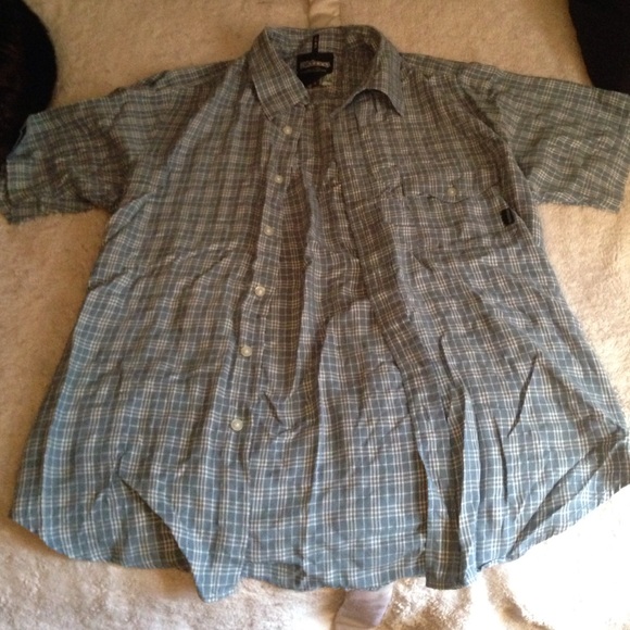 Button-up Billabong shirt