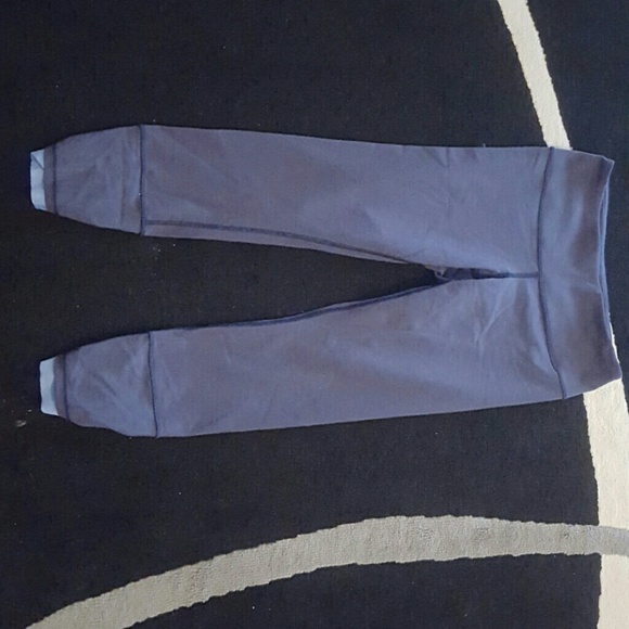 Lululemon capris