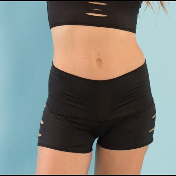 Teeki Jimi Sun Short