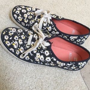 Floral Patterned Keds