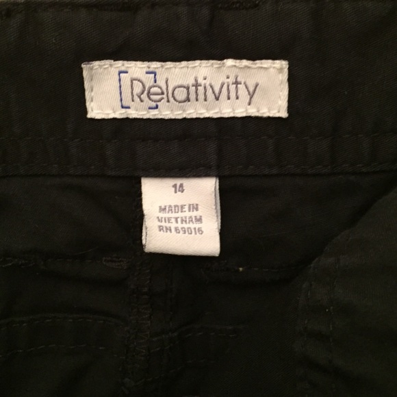 Capris - Picture 2 of 4