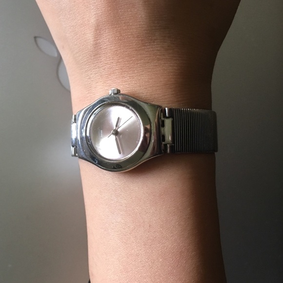 Watch - Picture 2 of 3