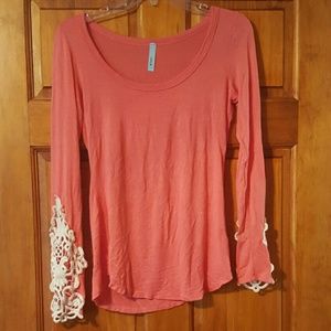 Women's small top