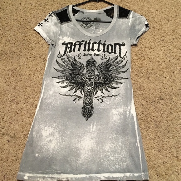 Women's affliction tee