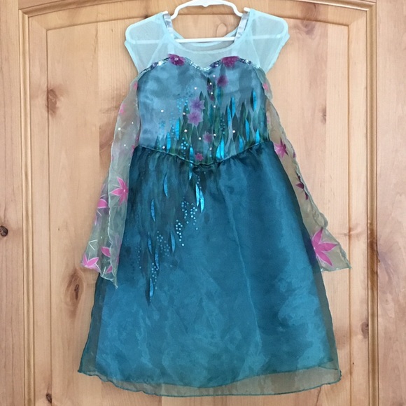 Disney Frozen Elsa Deluxe Costume