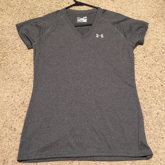 Women's heat gear under armour tee