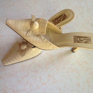 Victoria Spencer heels