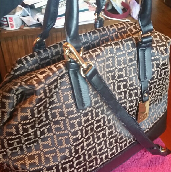 Tommy Hilfiger purse!