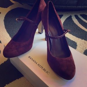 Wine red Banana Republic heels