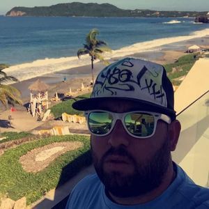 Meet your Posher, Jonathan