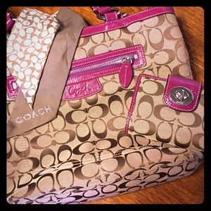 Authentic Coach>> Purse, Wallet, & satin tie
