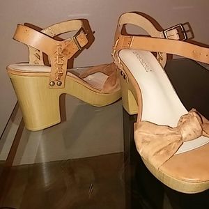 Nude Retro Sandals