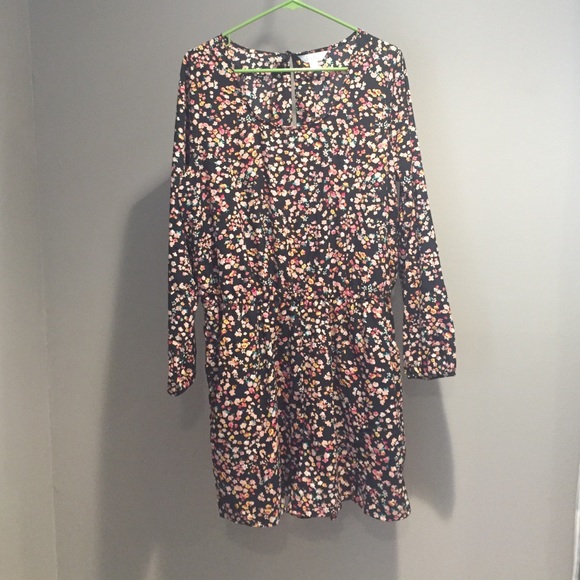 Super cute floral romper! Price reduced!