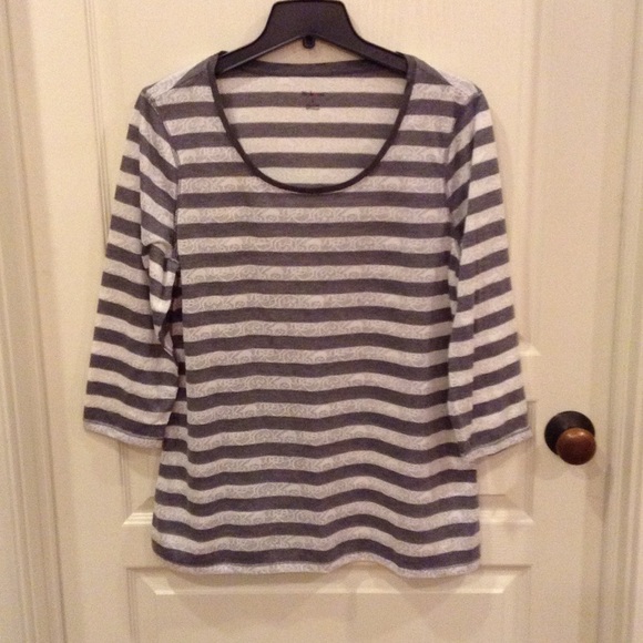 New Style &Co. Grey/white striped 3/4 sleeve