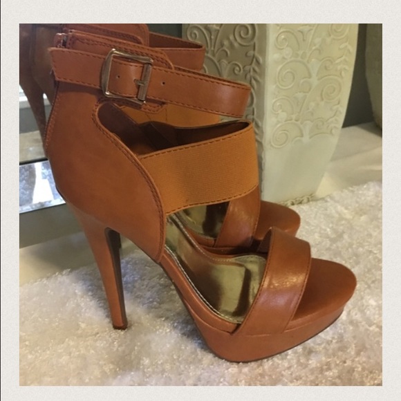 NWT Padded Heel From Nordstrom Rack