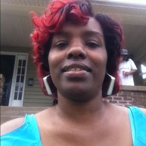 Meet your Posher, Kendra