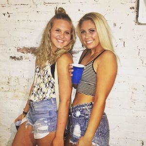 Meet your Posher, Carleigh