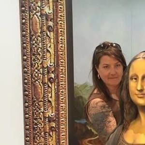 Meet your Posher, Jules