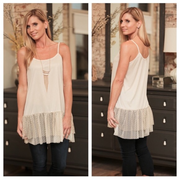 ā£ļøLAST ONEā£ļøā¢Double Layer Lace TopExtender⢠- Picture 2 of 5