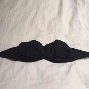 34 D strapless bikini top