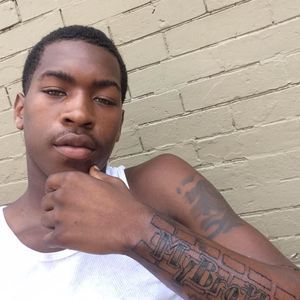 Meet your Posher, Deandre