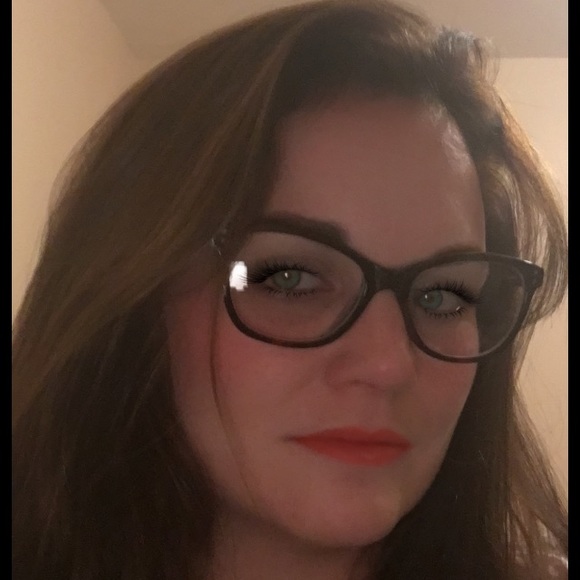 Meet your Posher, Elisabeth