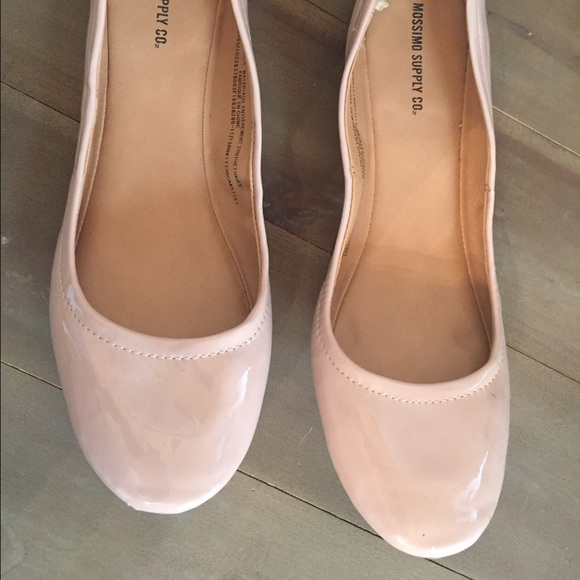Mossimo patent leather flats