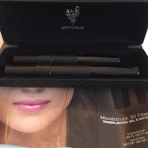 Younique moonstruck 3D fiber lashes