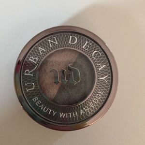 Urban Decay Eyeshadow Duo - sin/mushroom
