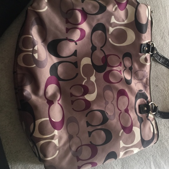 Beautiful Coach Bag - Picture 4 of 4