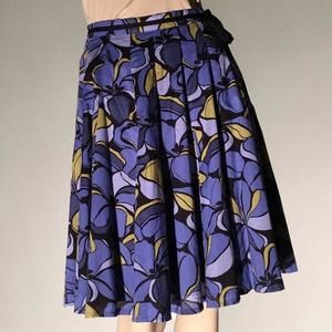 Olivia & Grace blue/green/black knee-length skirt -- size 2