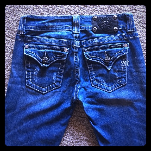 Size 27 Miss Me skinny jeans