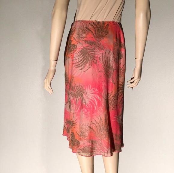 Susan Bristol pink tropical print midi skirt -- size 6 - Picture 2 of 4