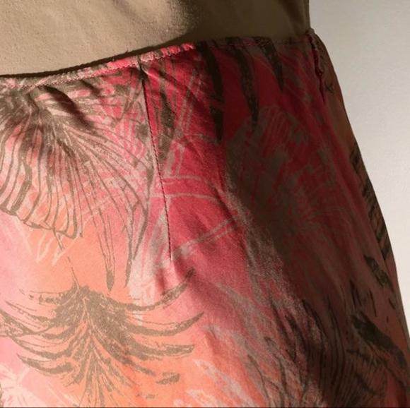 Susan Bristol pink tropical print midi skirt -- size 6 - Picture 4 of 4