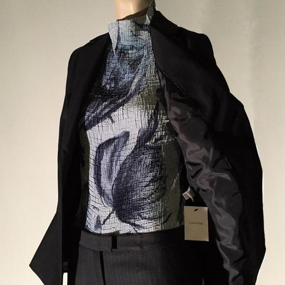 Petite Sophisticate blue textured stretch shell - Picture 2 of 4