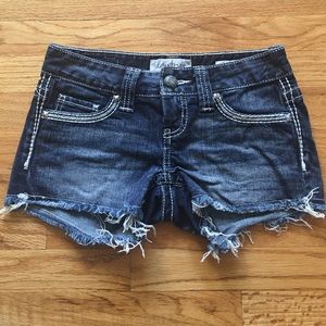 Daytrip jean shorts from the buckle. Worn once.