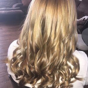 Meet your Posher, Valentina