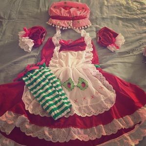 Sexy strawberry shortcake costume!