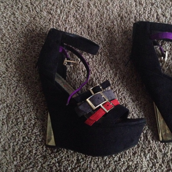Wedge heels - Picture 2 of 4