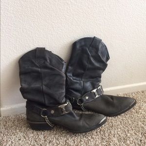 PRICE DROP vintage black leather cowboy boots 7m