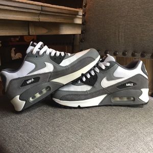 Black & Gray Nike Airmax