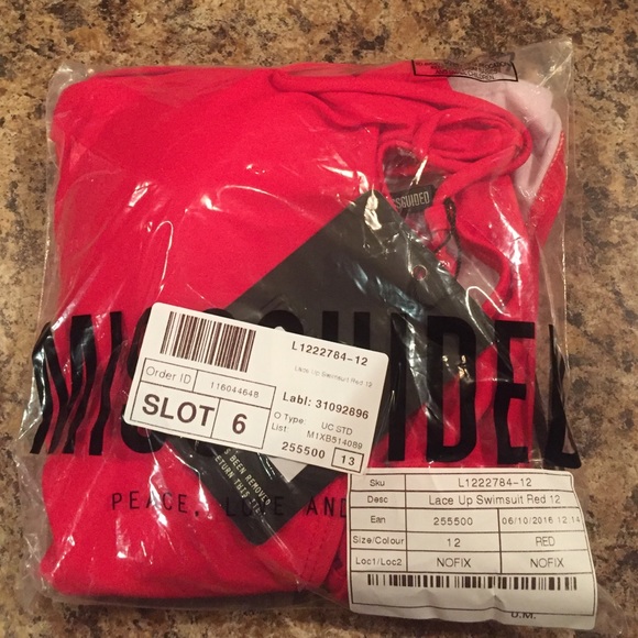 NWT Missguided Lace Up Swimsuit - Picture 4 of 4