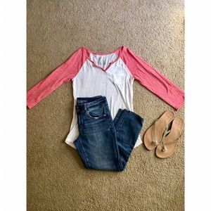 😝 NWOT AEO Artist Crop jeans