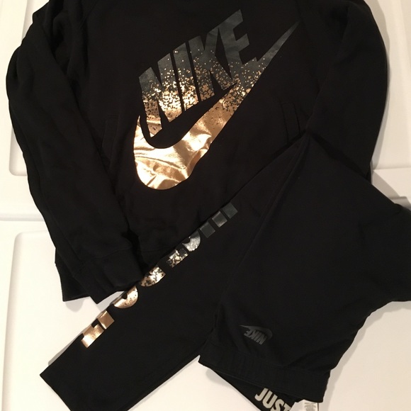nike yoga set